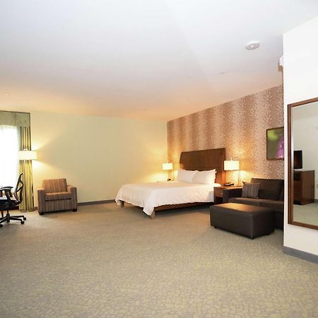 Hilton Garden Inn Covington/Mandeville Esterno foto