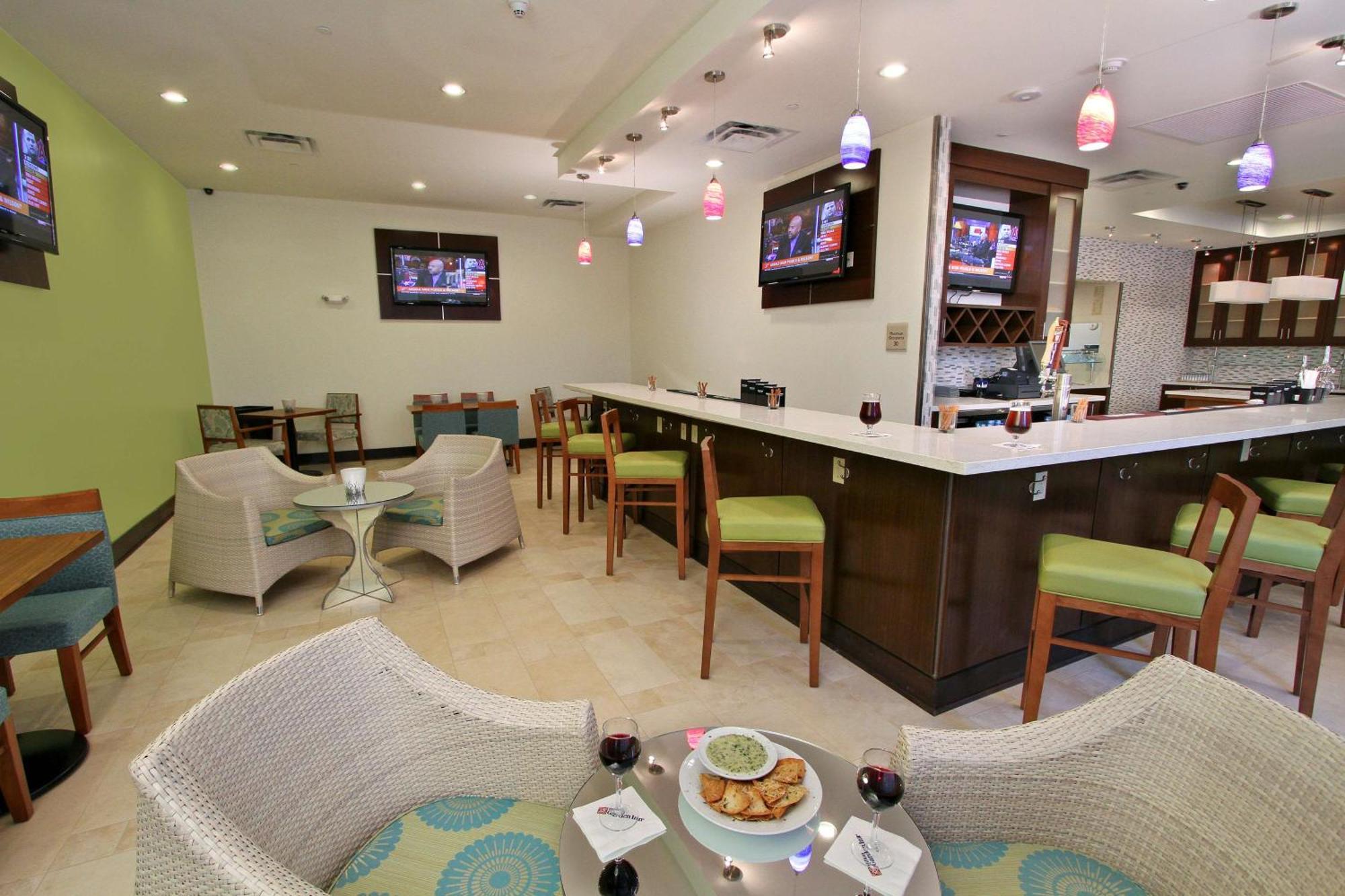 Hilton Garden Inn Covington/Mandeville Esterno foto